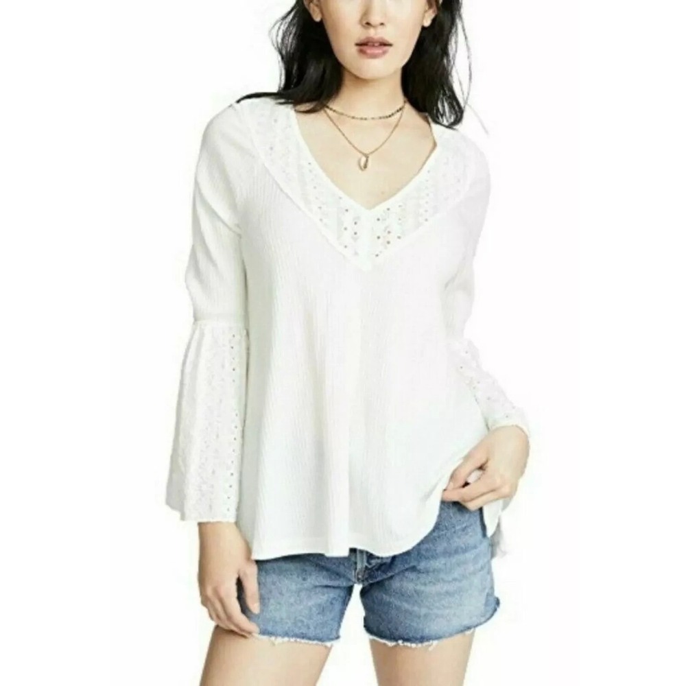 Free People White Boho Peasant Eyelet Bell Sleeve V Neck Top Size M Parisian